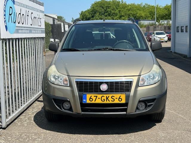 fiat-sedici-image2.jpg