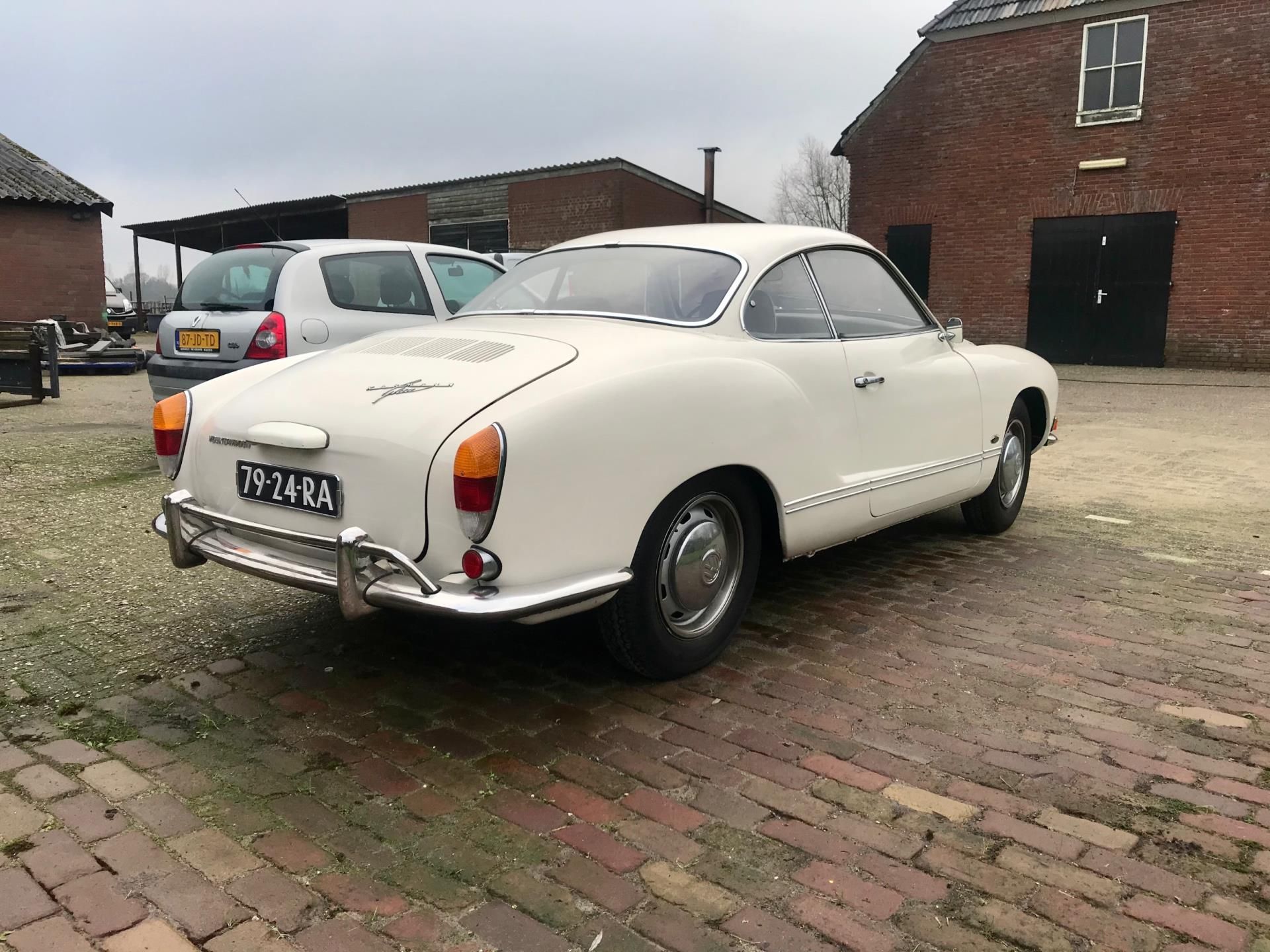 volkswagen-kamann-ghia-image3.jpg