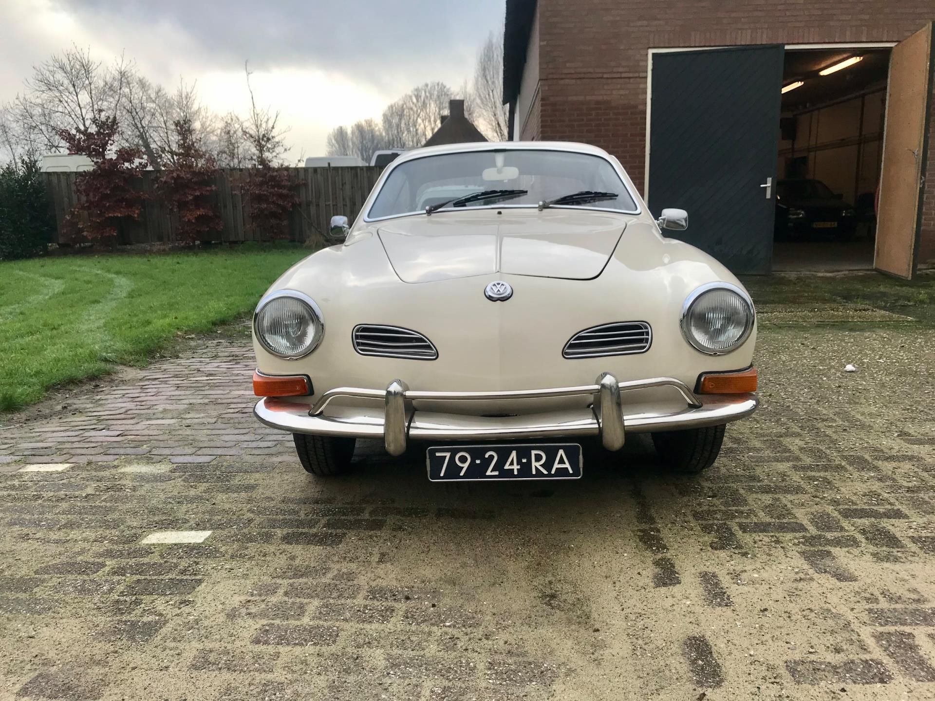 volkswagen-kamann-ghia-image5.jpg