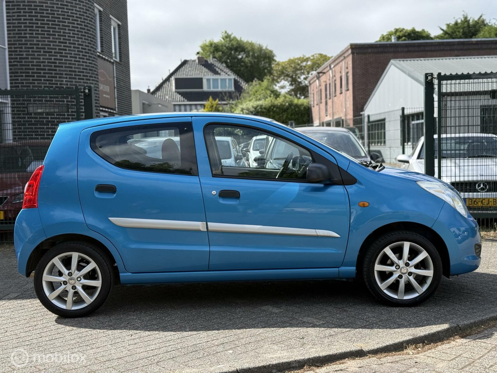 suzuki-alto-image4.jpg