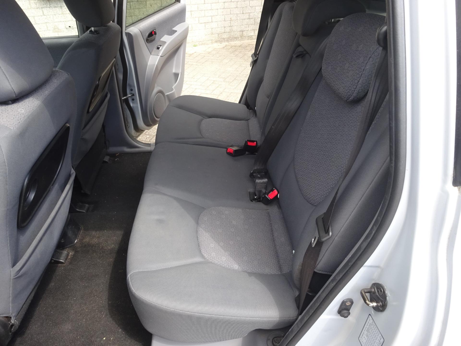 hyundai-matrix-image10.jpg