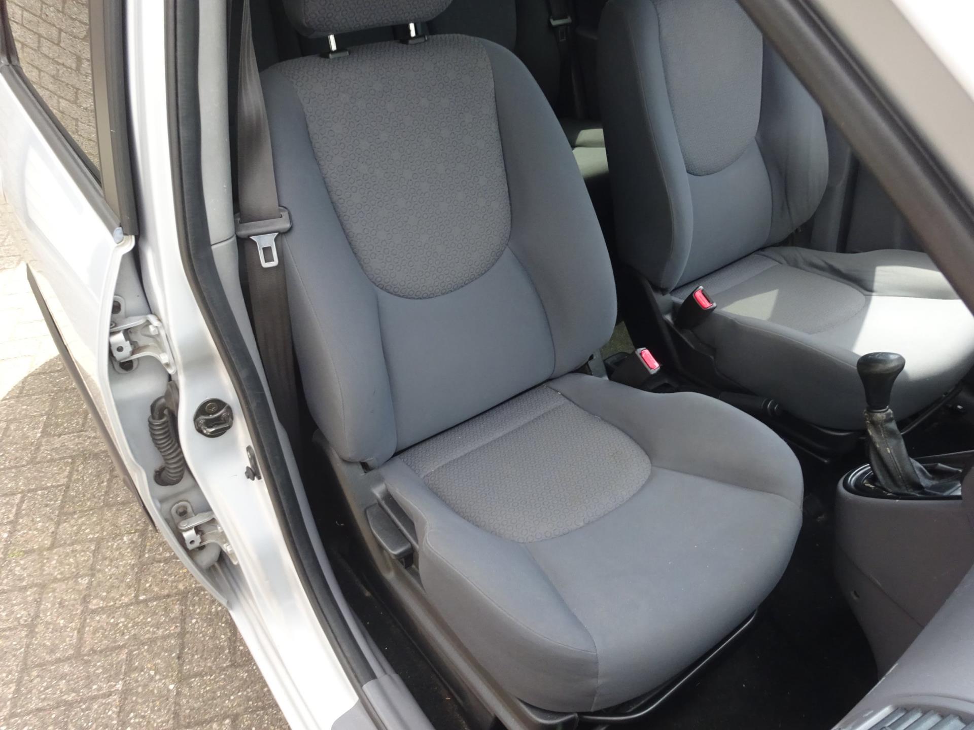 hyundai-matrix-image8.jpg