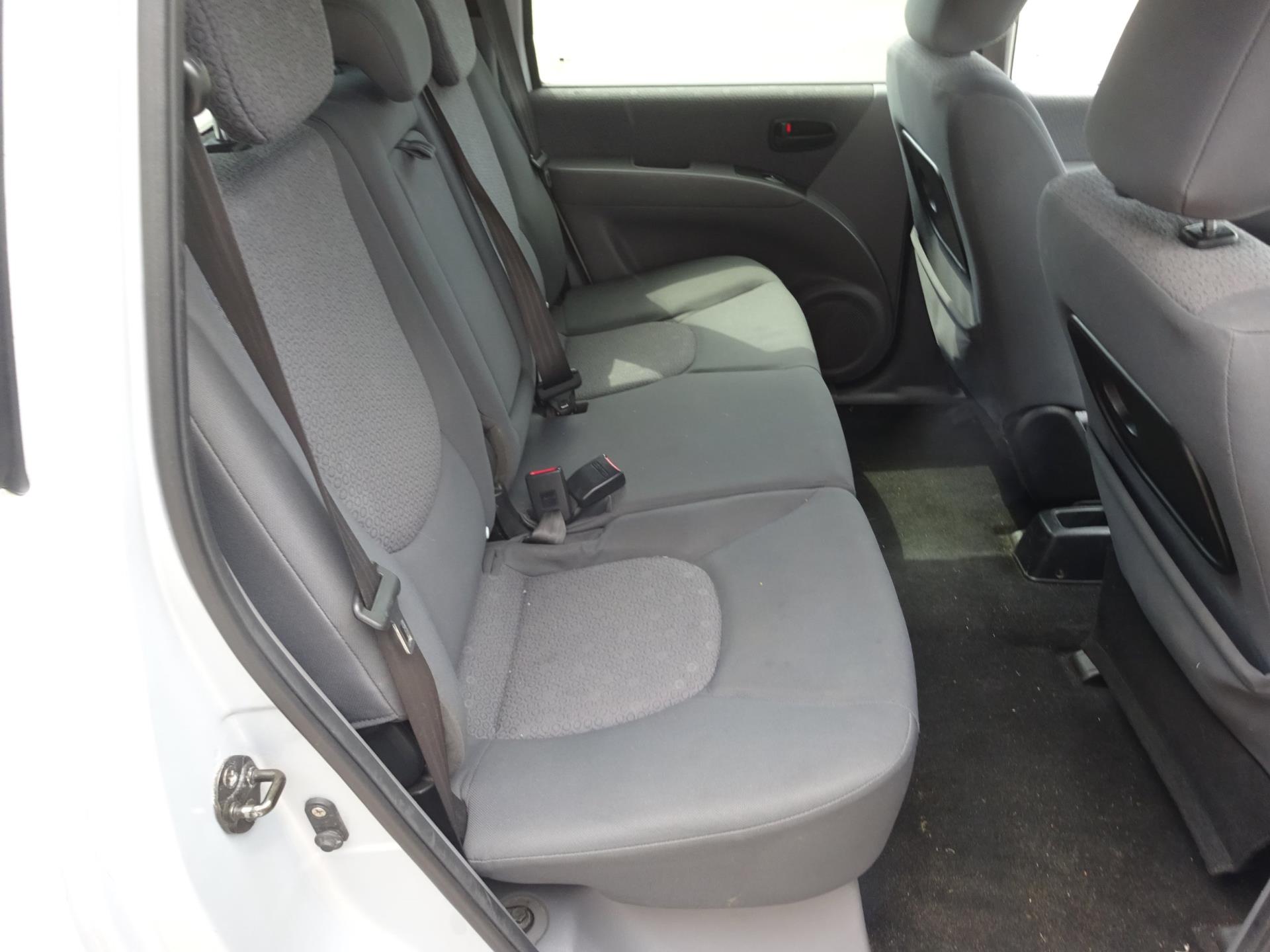 hyundai-matrix-image9.jpg
