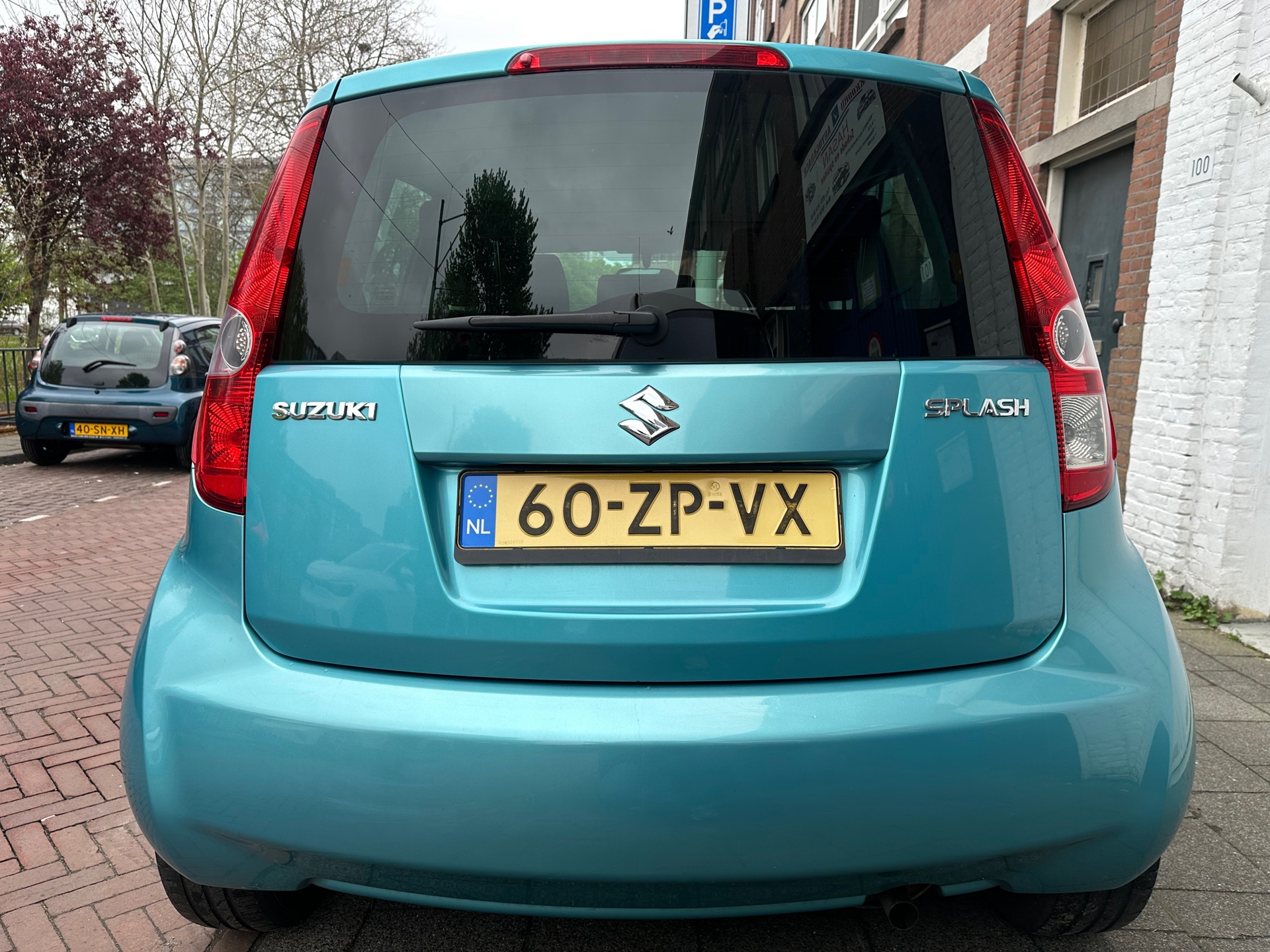 suzuki-splash-image4.jpg