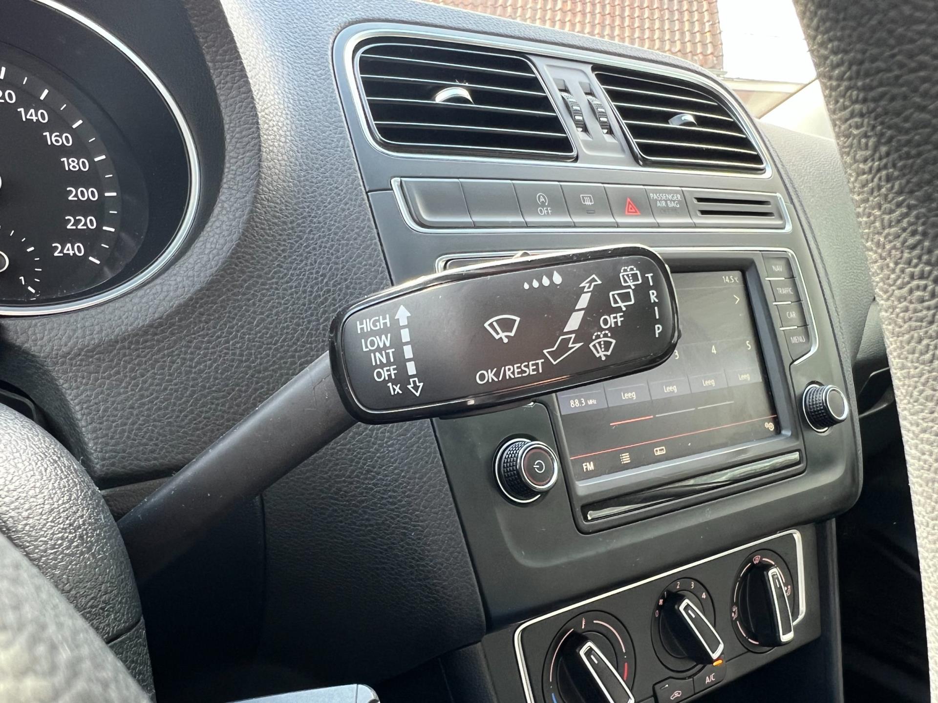 volkswagen-polo-image10.jpg