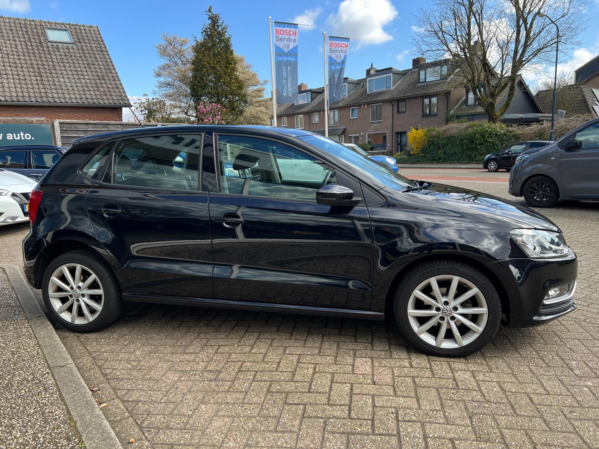 volkswagen-polo-image4.jpg