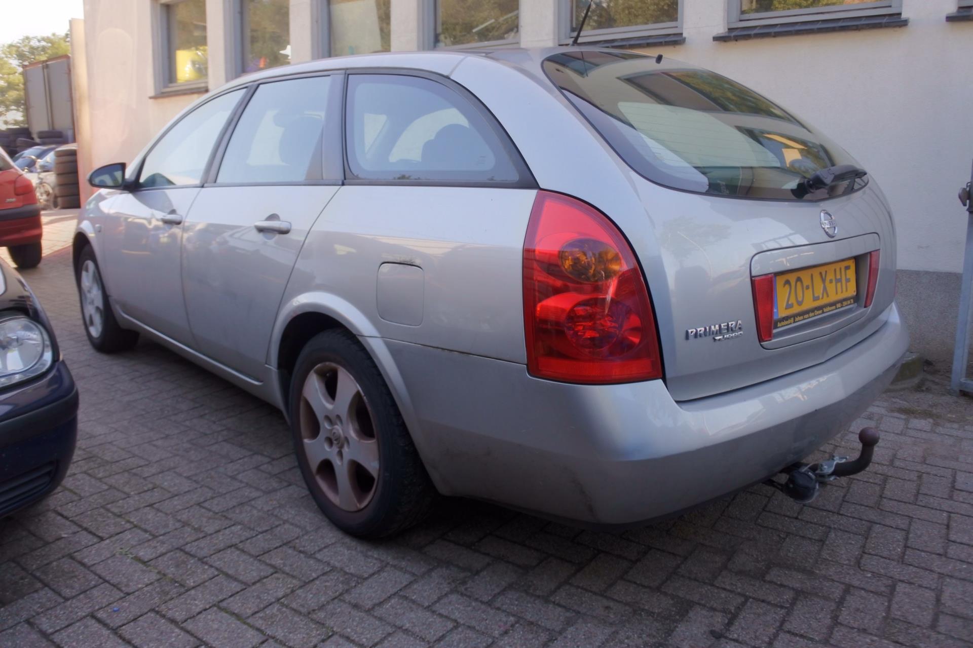 nissan-primera-image2.jpg