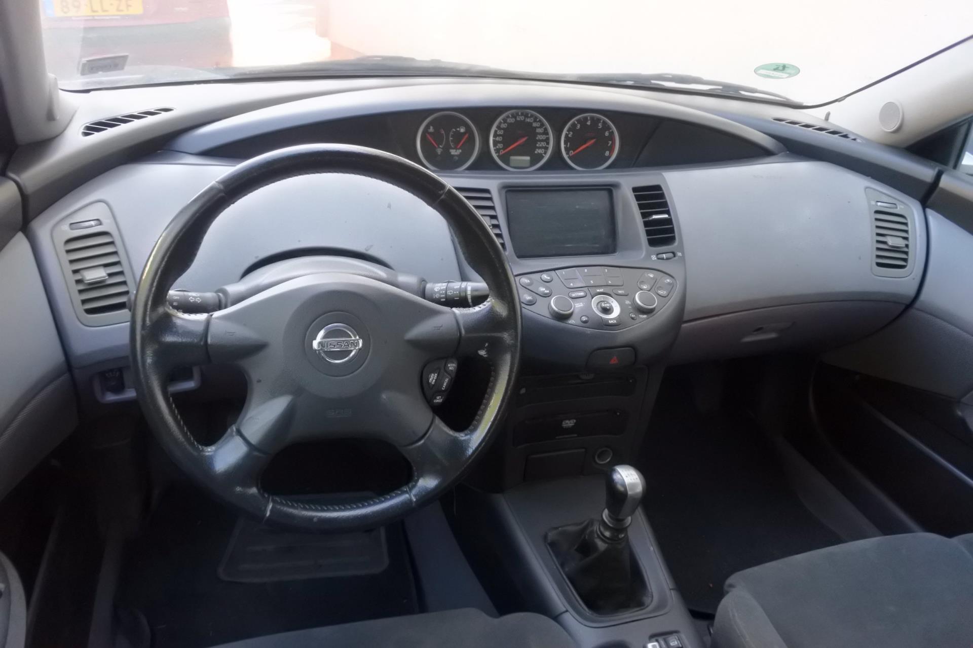 nissan-primera-image6.jpg