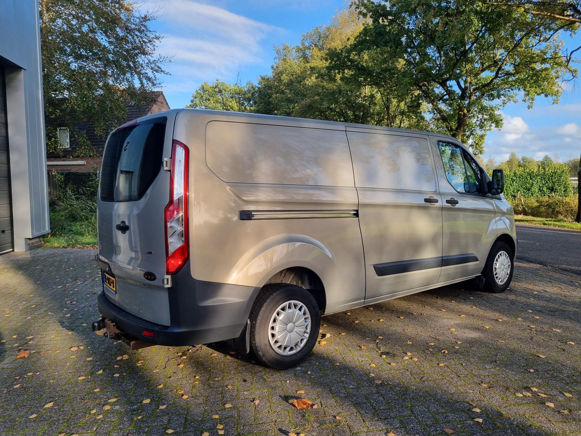 ford-transit-custom-image5.jpg