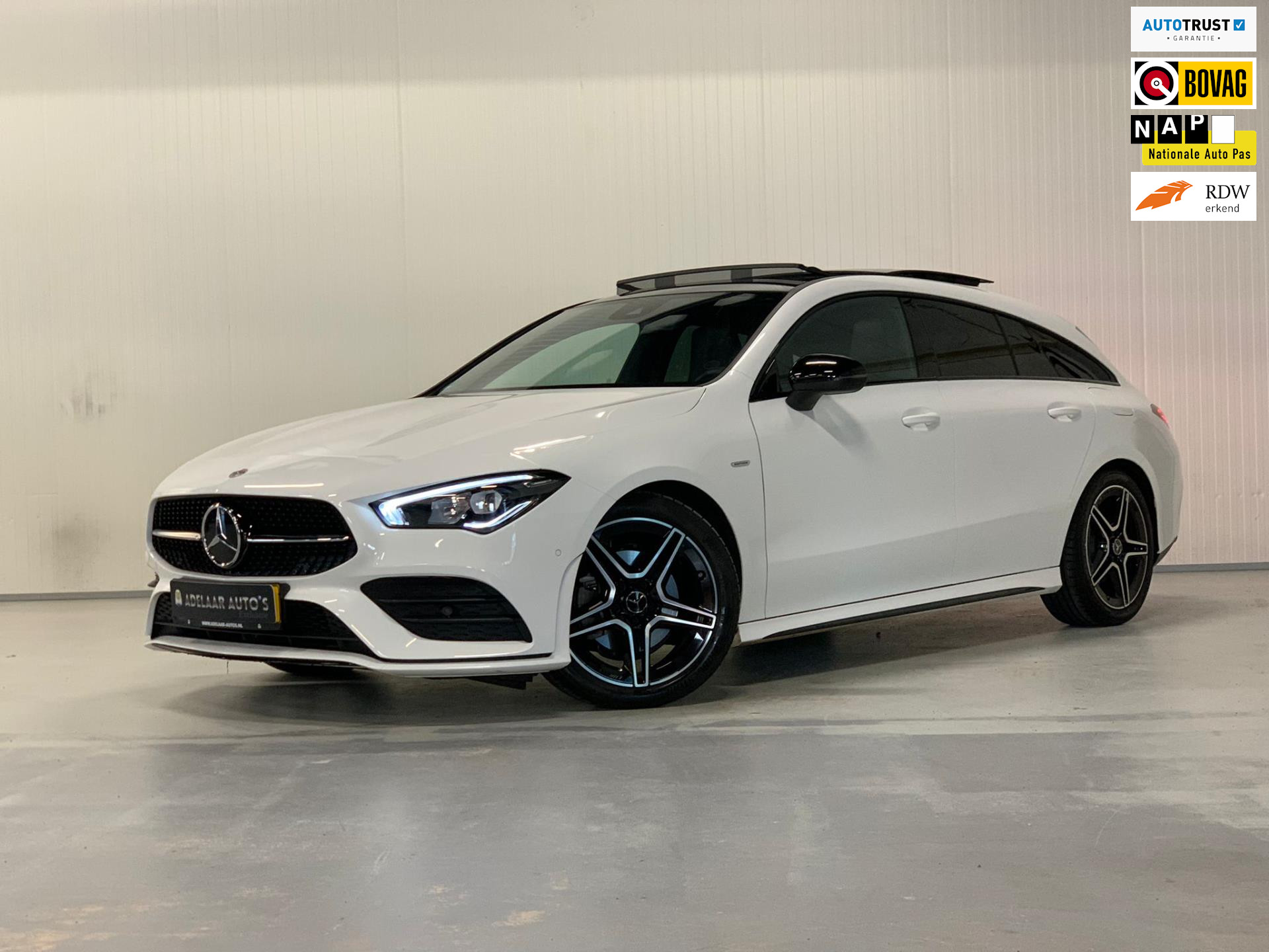 447799652/mercedes-benz-cla-klasse-image1.jpg