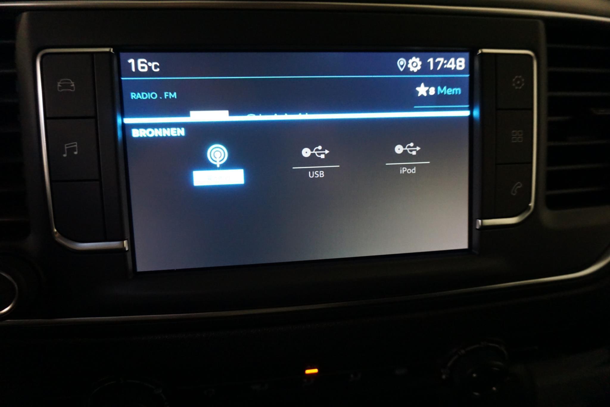 peugeot-expert-image9.jpg
