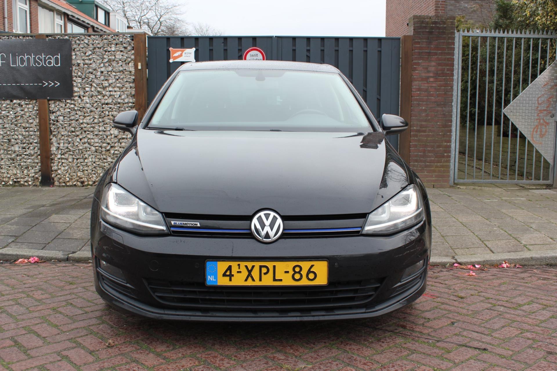 volkswagen-golf-image2.jpg