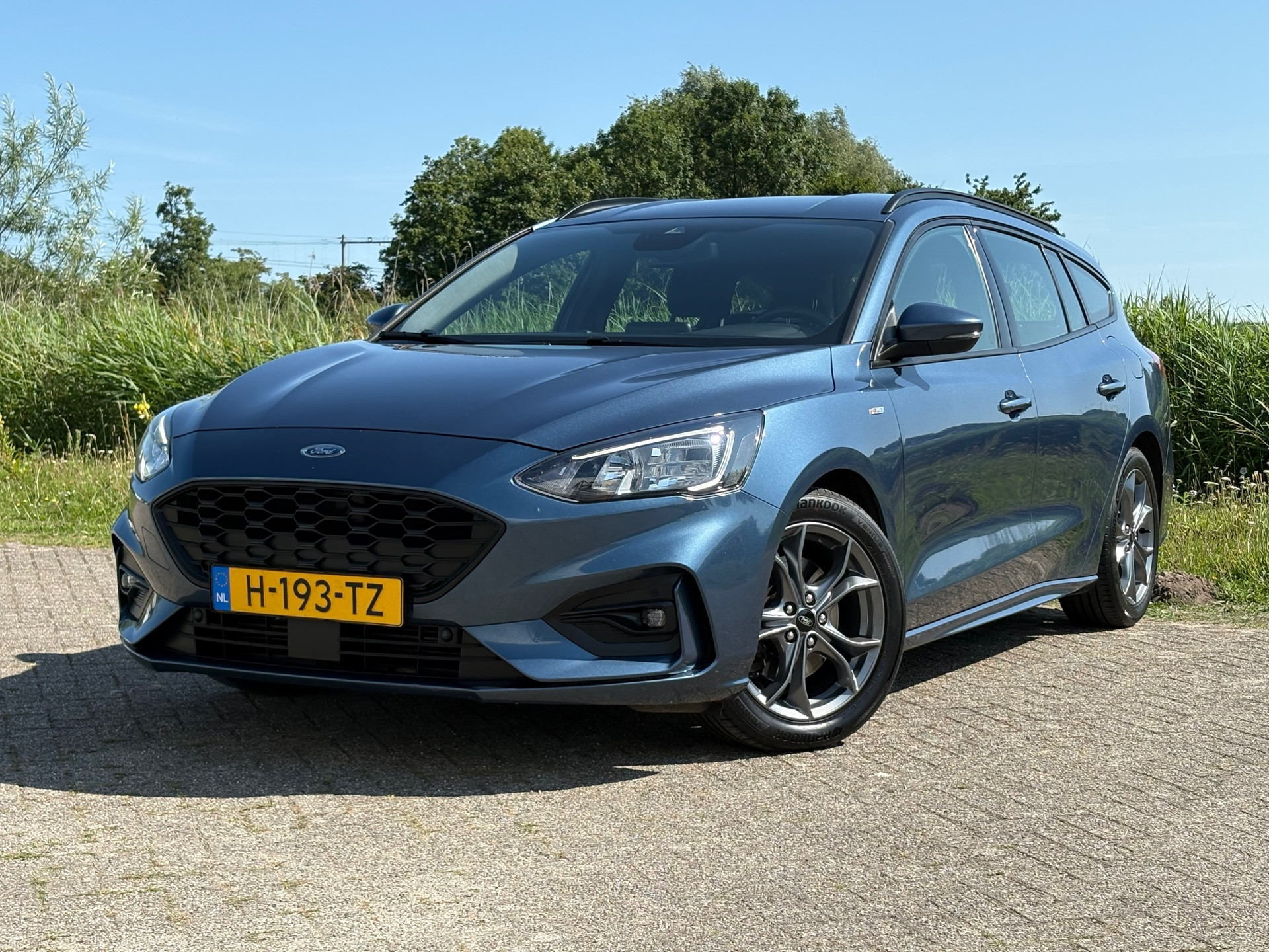 ford-focus-wagon-image2.jpg