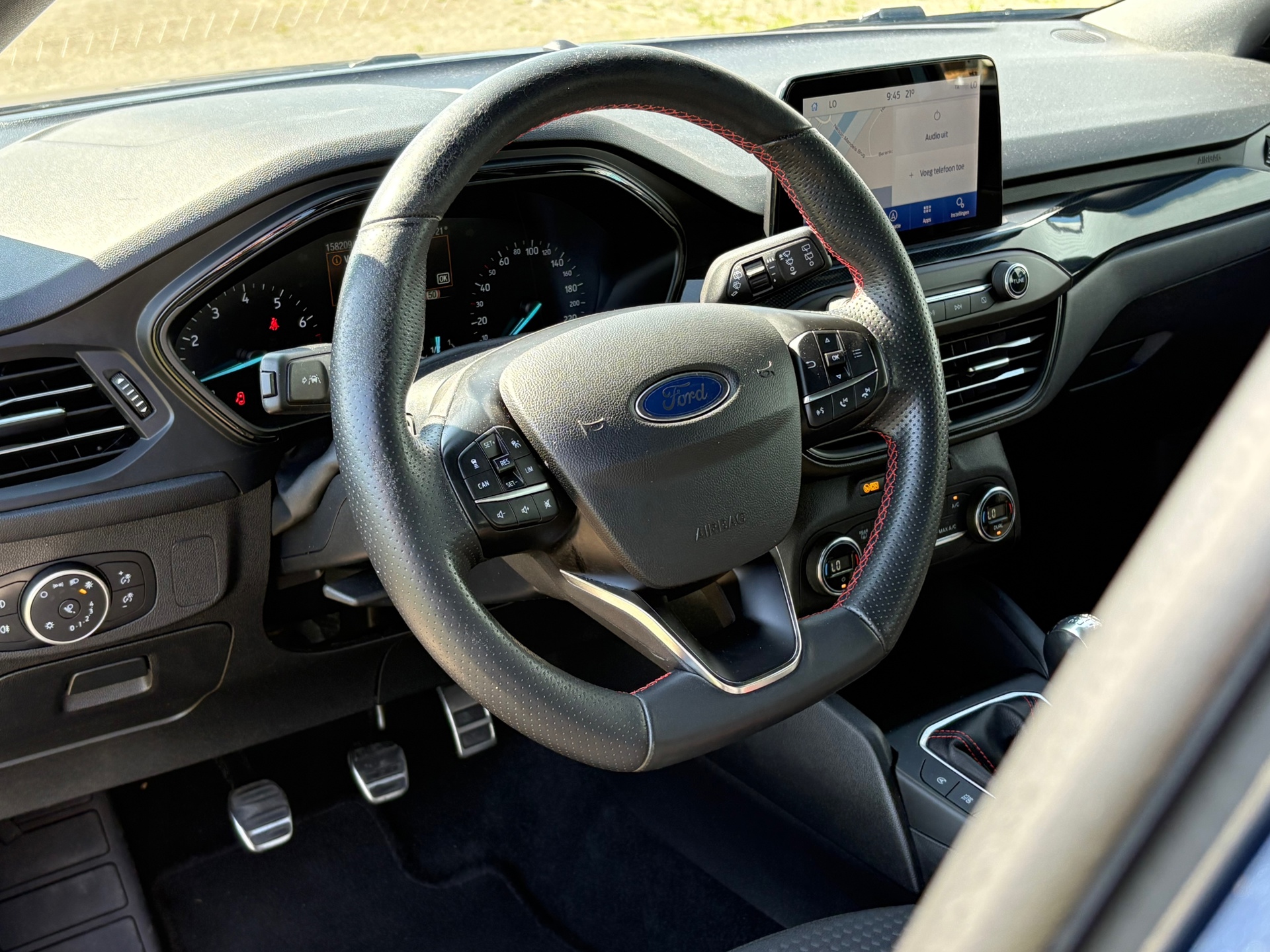 ford-focus-wagon-image3.jpg