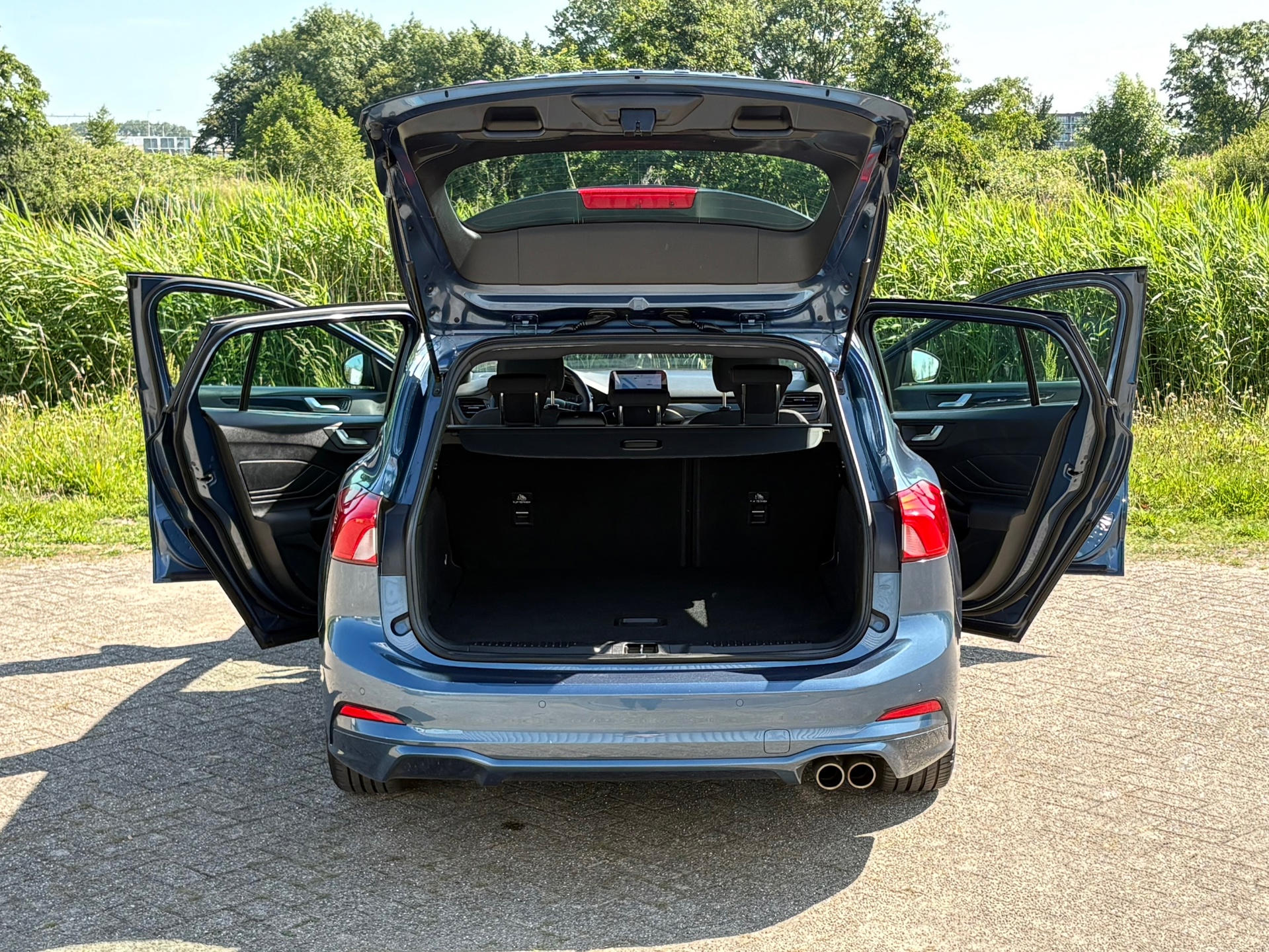 ford-focus-wagon-image8.jpg