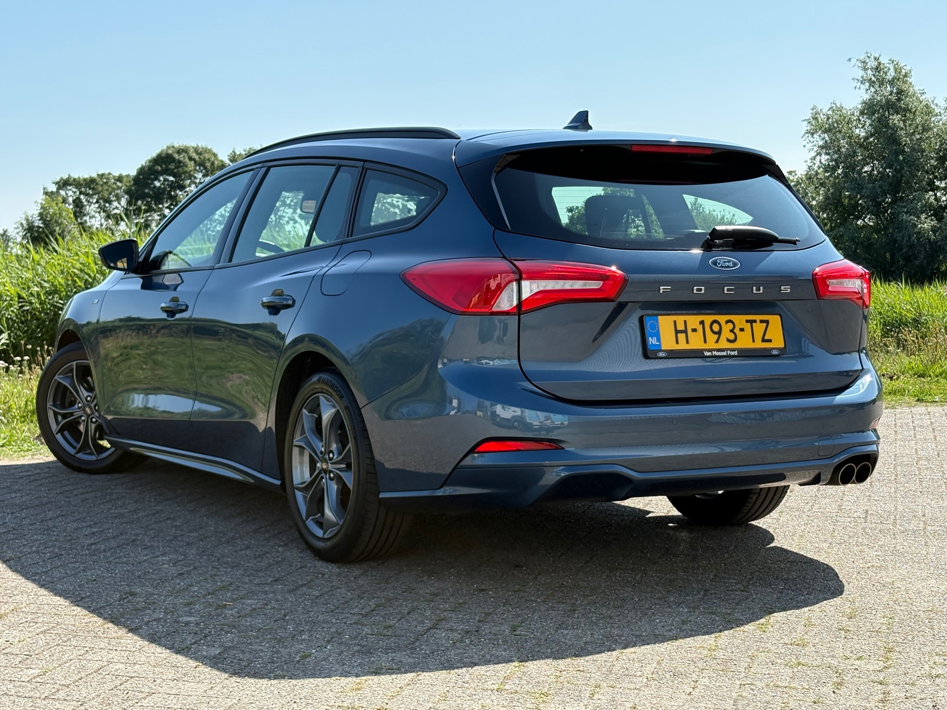 ford-focus-wagon-image9.jpg