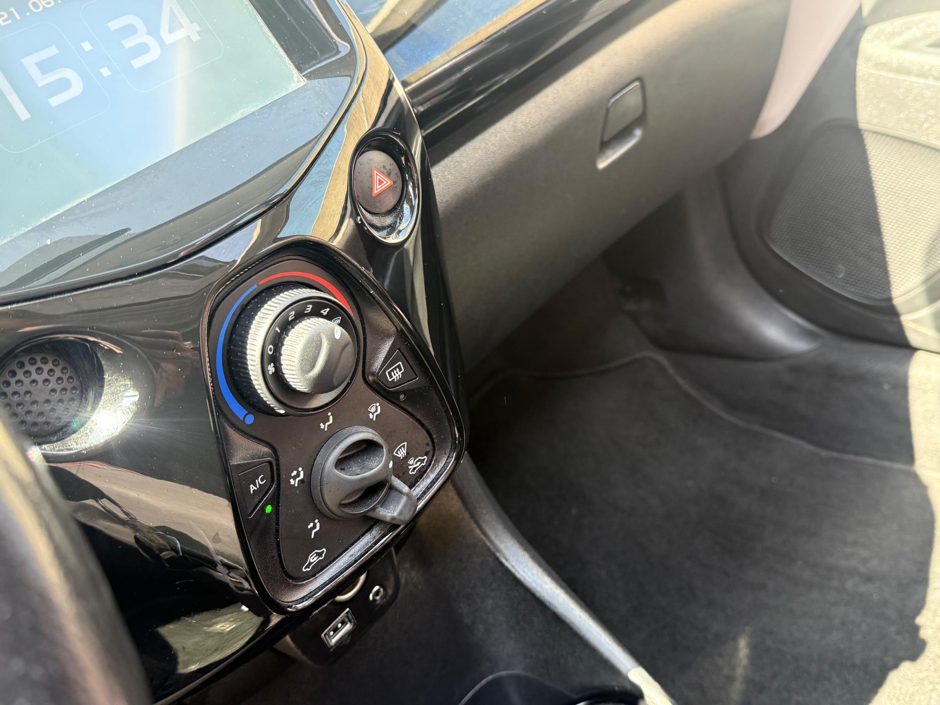 citroen-c1-image8.jpg