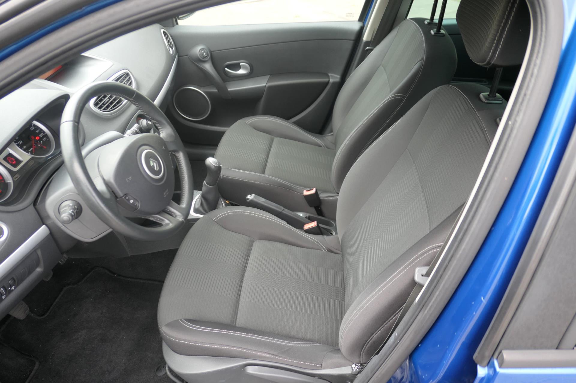 renault-clio-image10.jpg