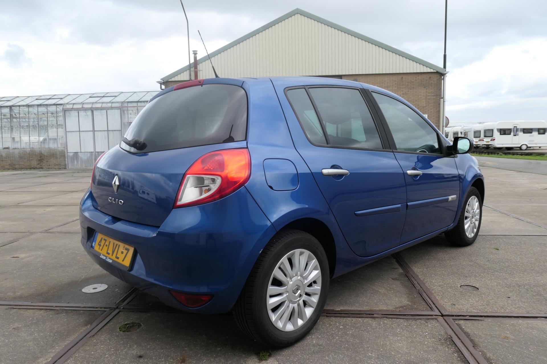 renault-clio-image3.jpg