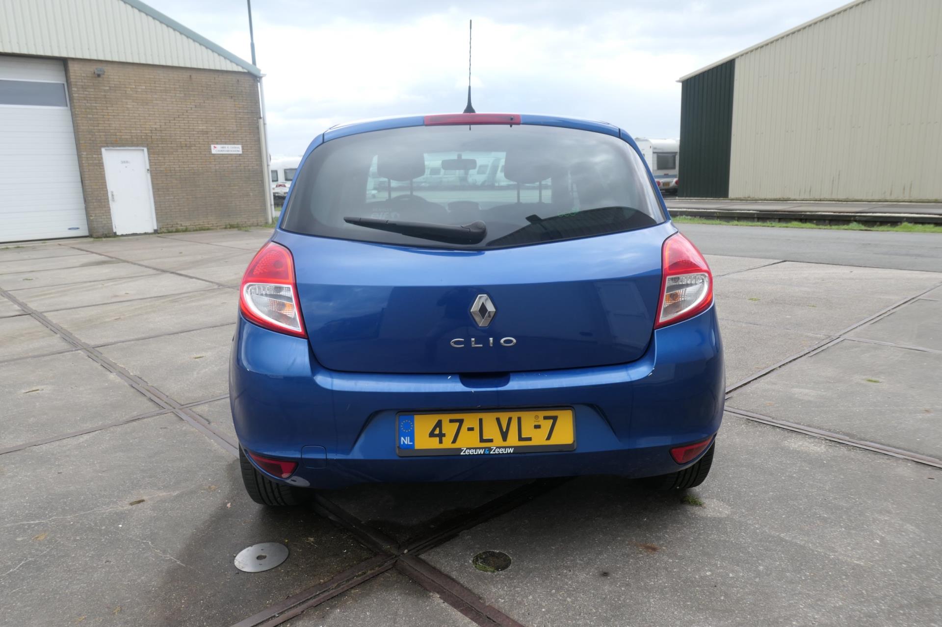 renault-clio-image6.jpg