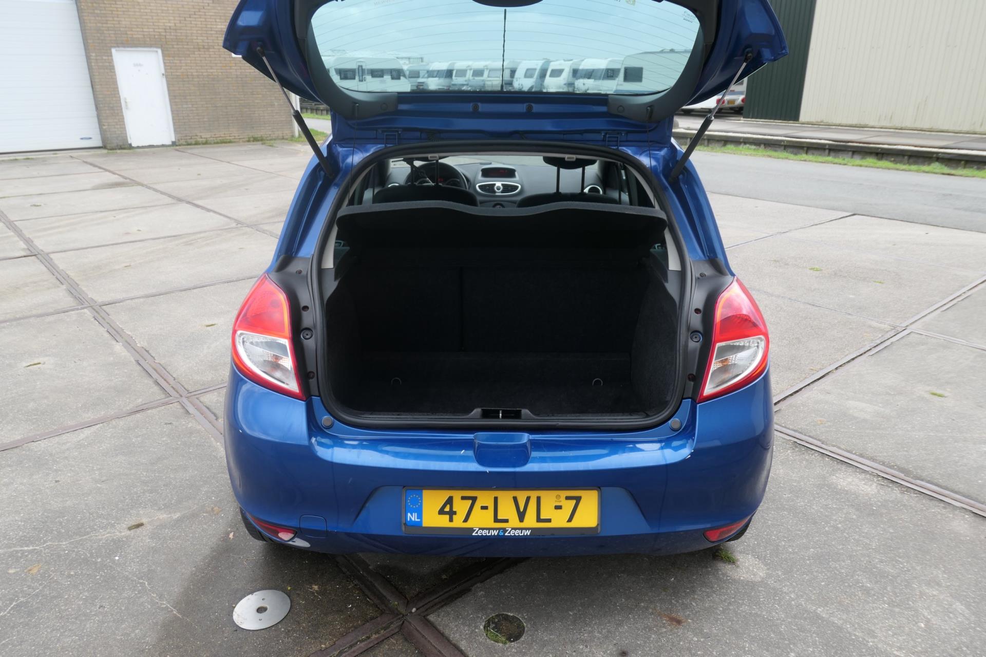 renault-clio-image7.jpg