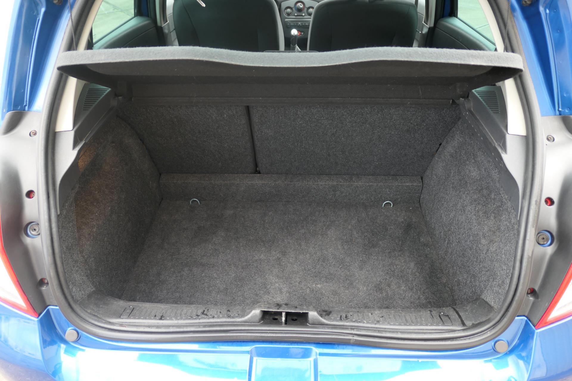 renault-clio-image8.jpg