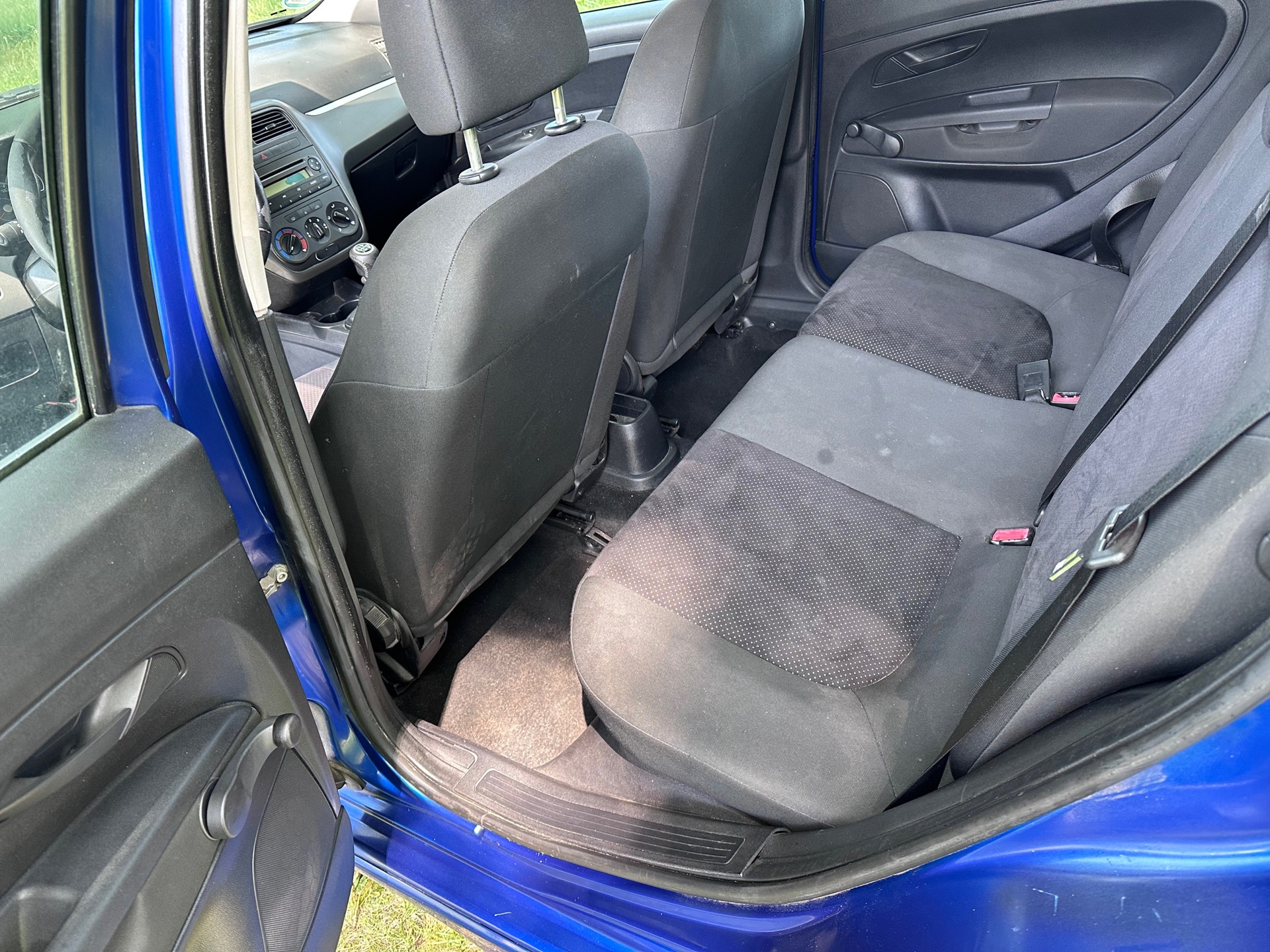 fiat-grande-punto-image10.jpg