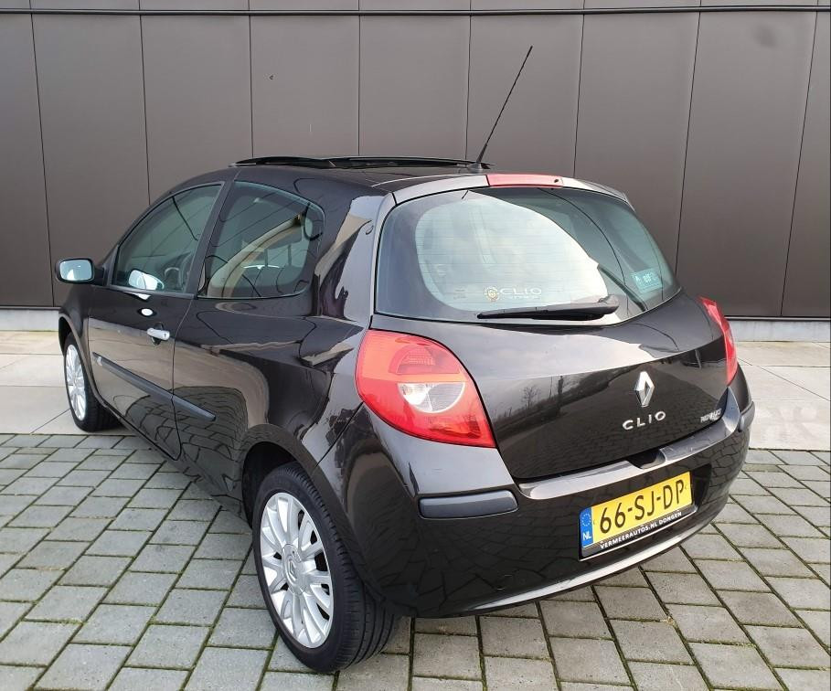 renault-clio-image4.jpg