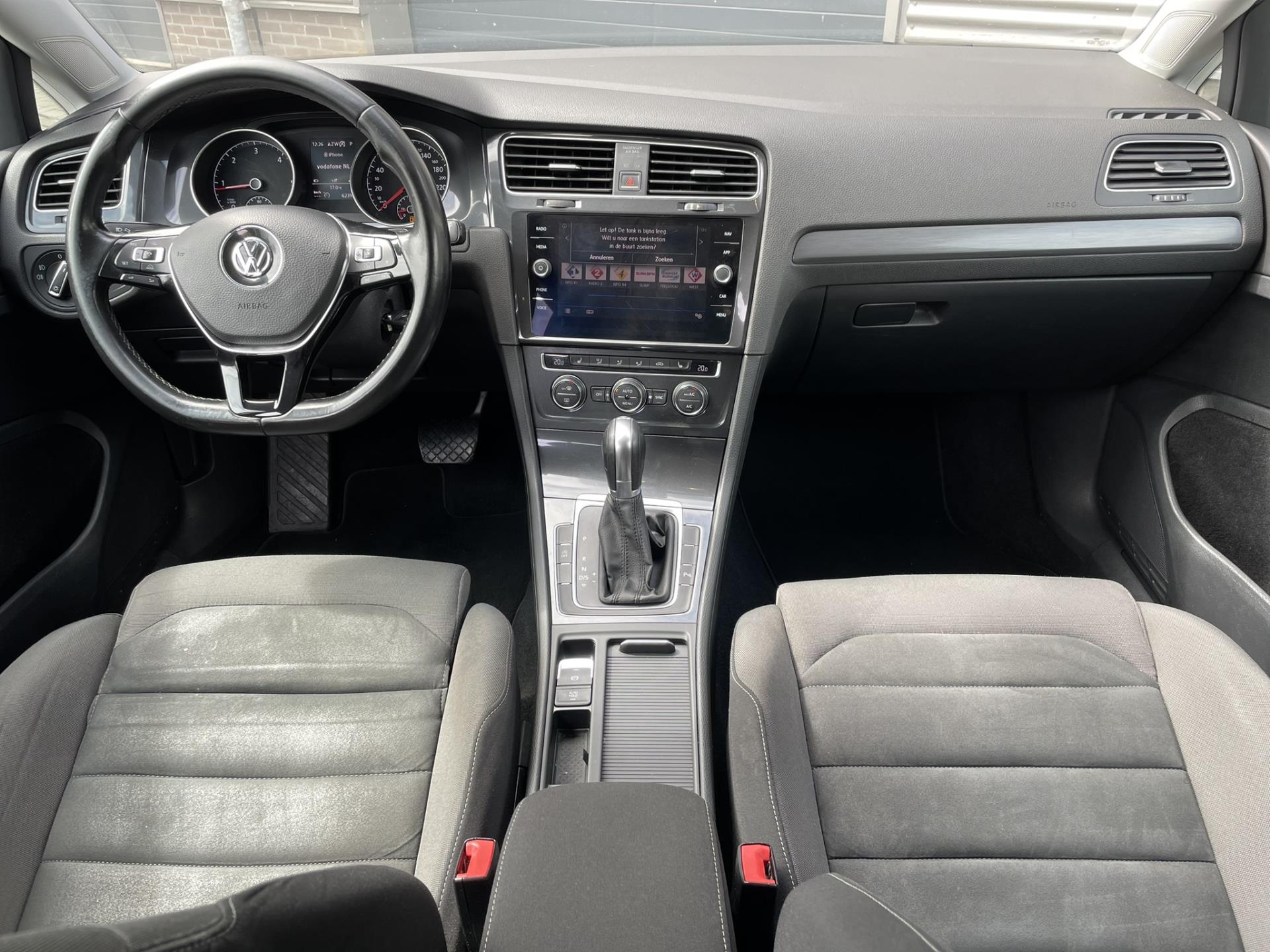 volkswagen-golf-variant-image9.jpg