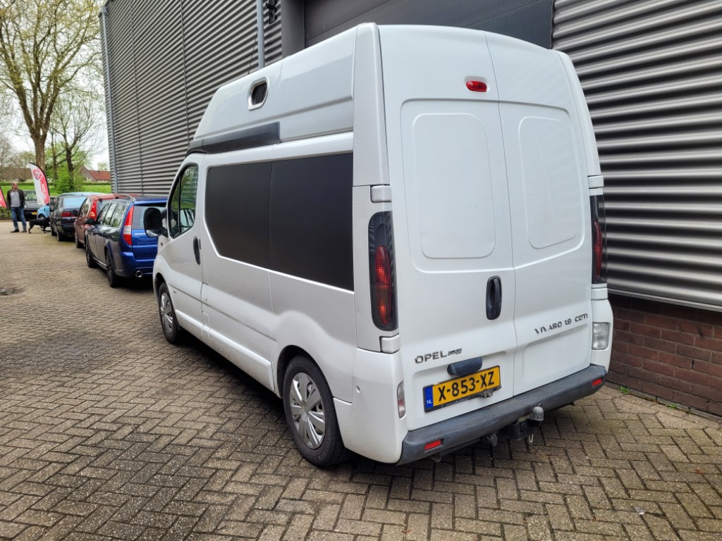 opel-vivaro-image4.jpg
