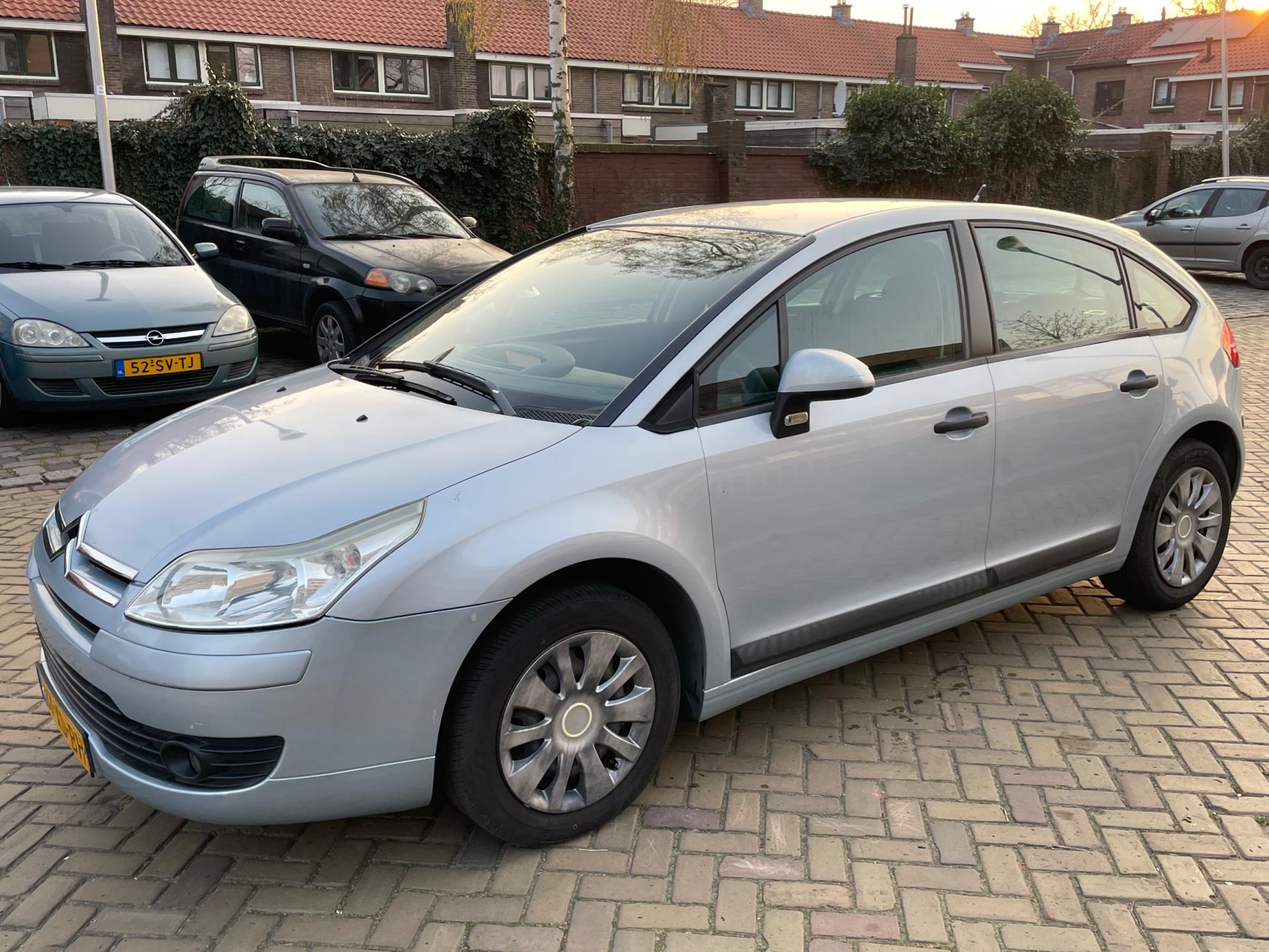citroen-c4-image5.jpg