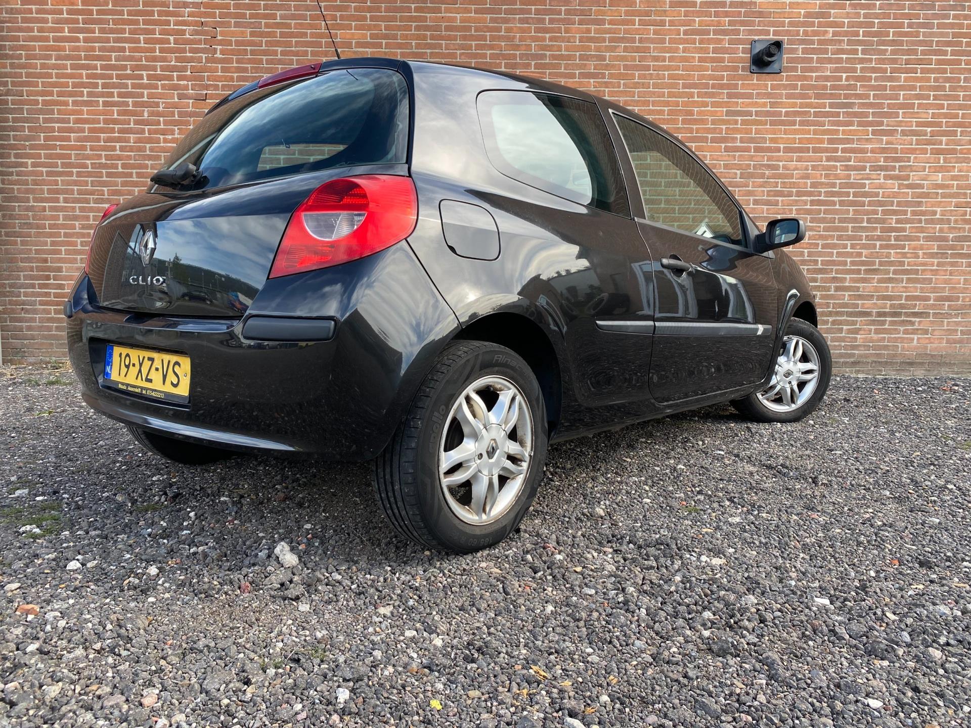 renault-clio-image2.jpg