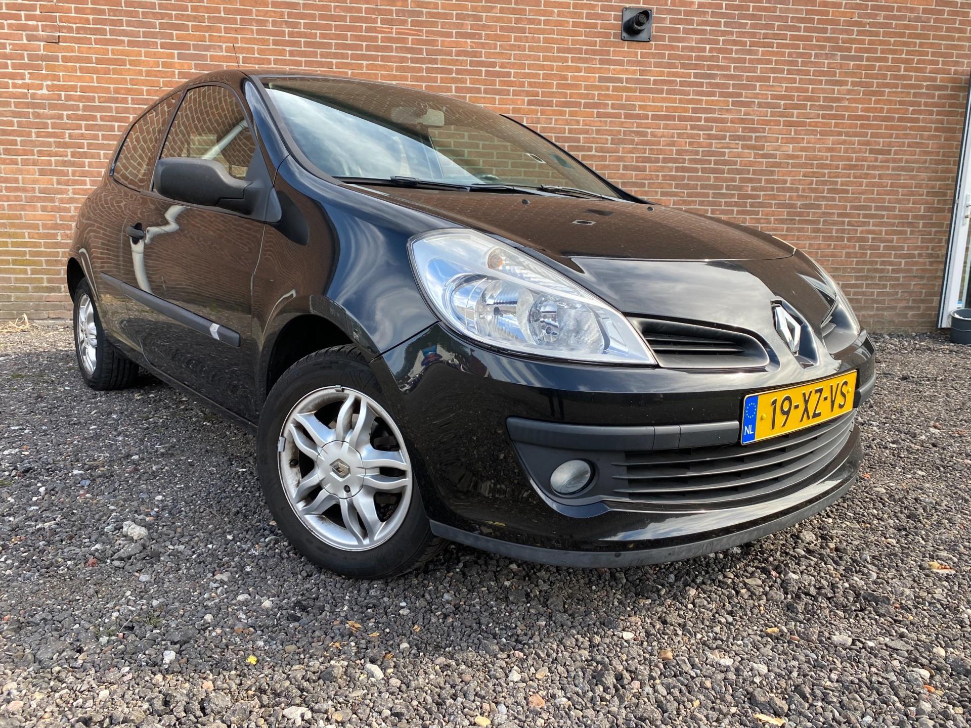 renault-clio-image4.jpg