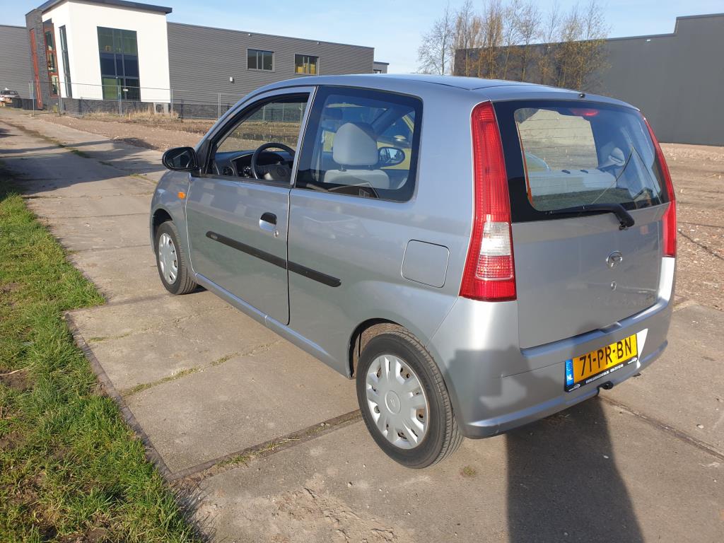 daihatsu-cuore-image2.jpg