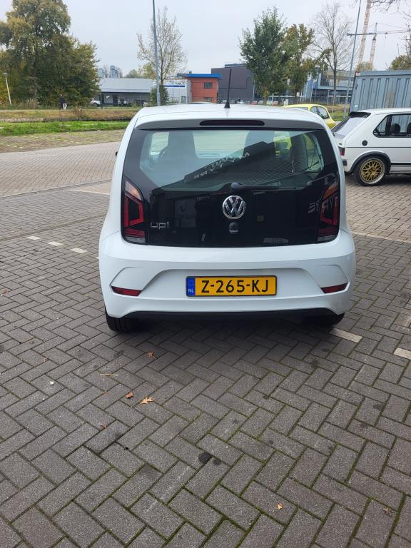 volkswagen-up!-image2.jpg