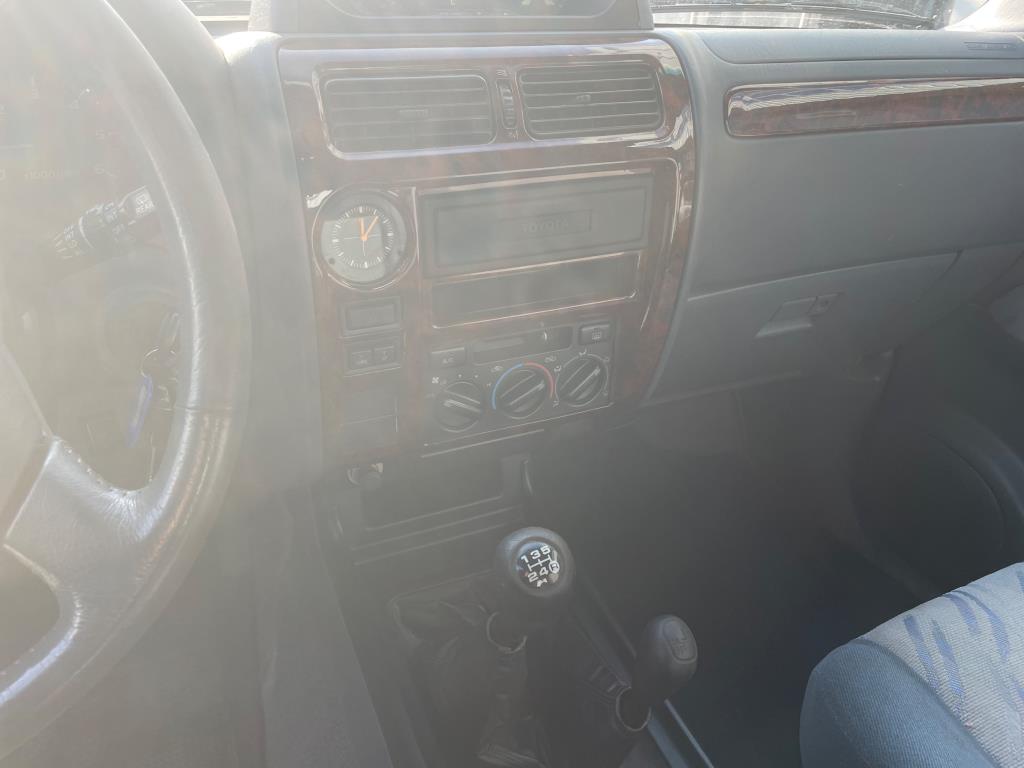 toyota-land-cruiser-image10.jpg