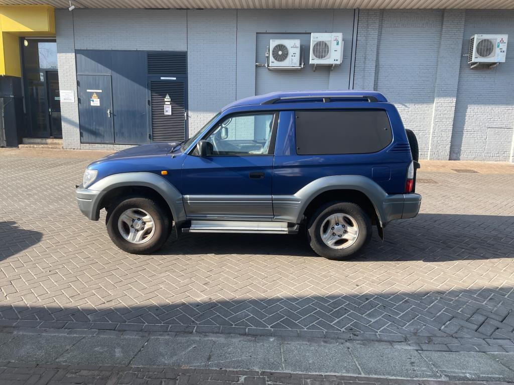 toyota-land-cruiser-image8.jpg