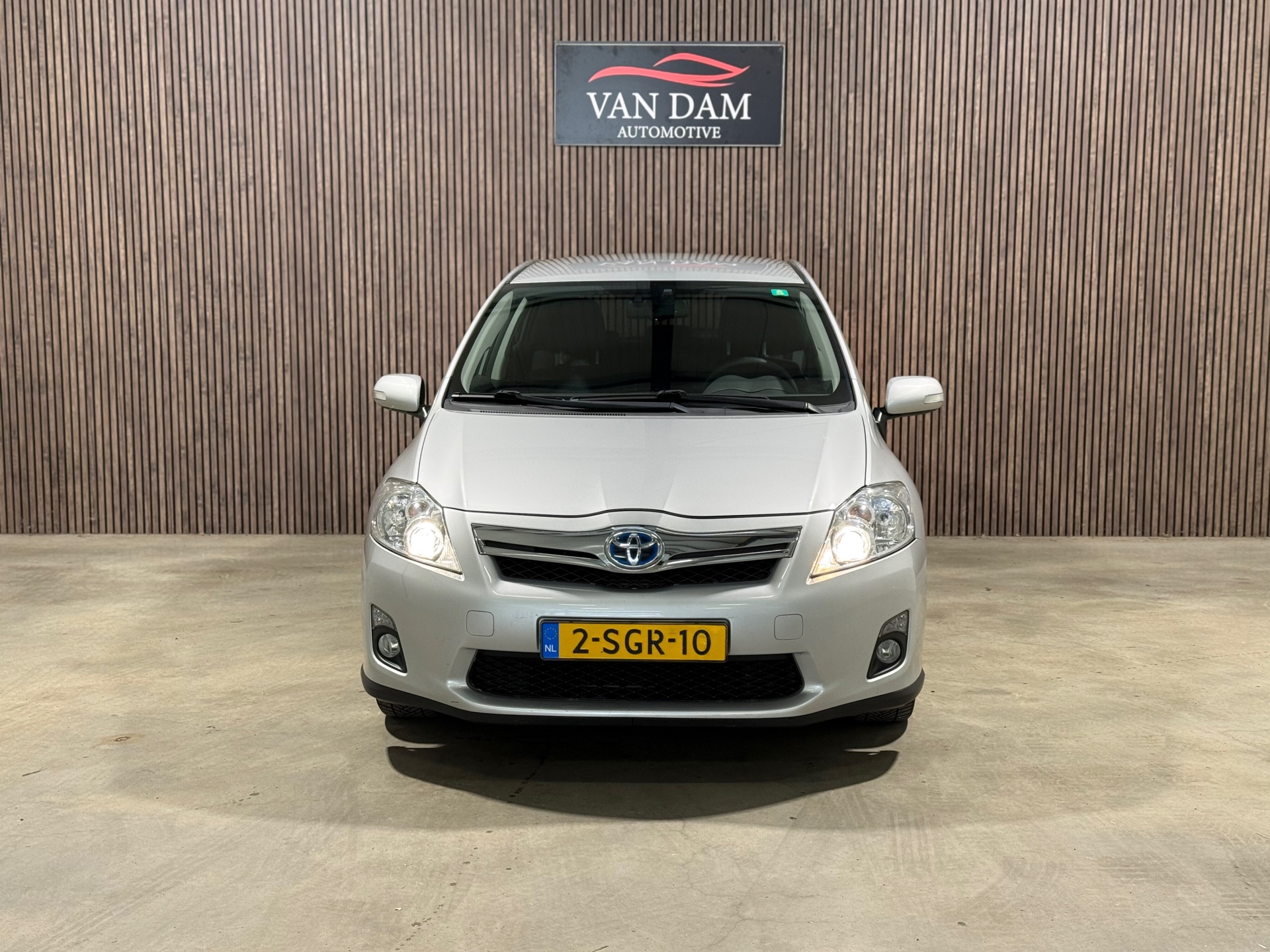 toyota-auris-image4.jpg