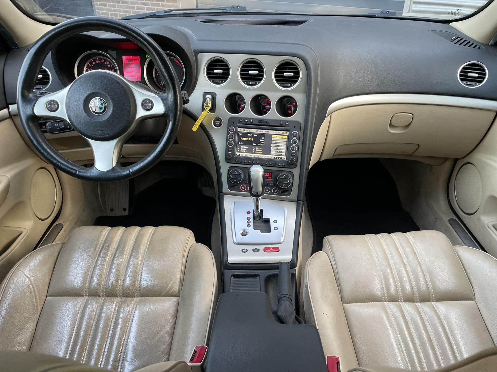 alfa-romeo-159-image7.jpg