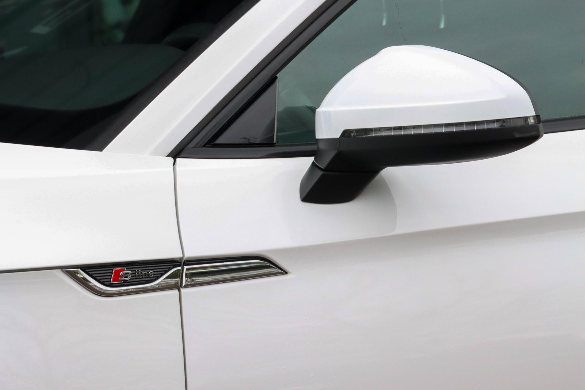 audi-a5-image5.jpg