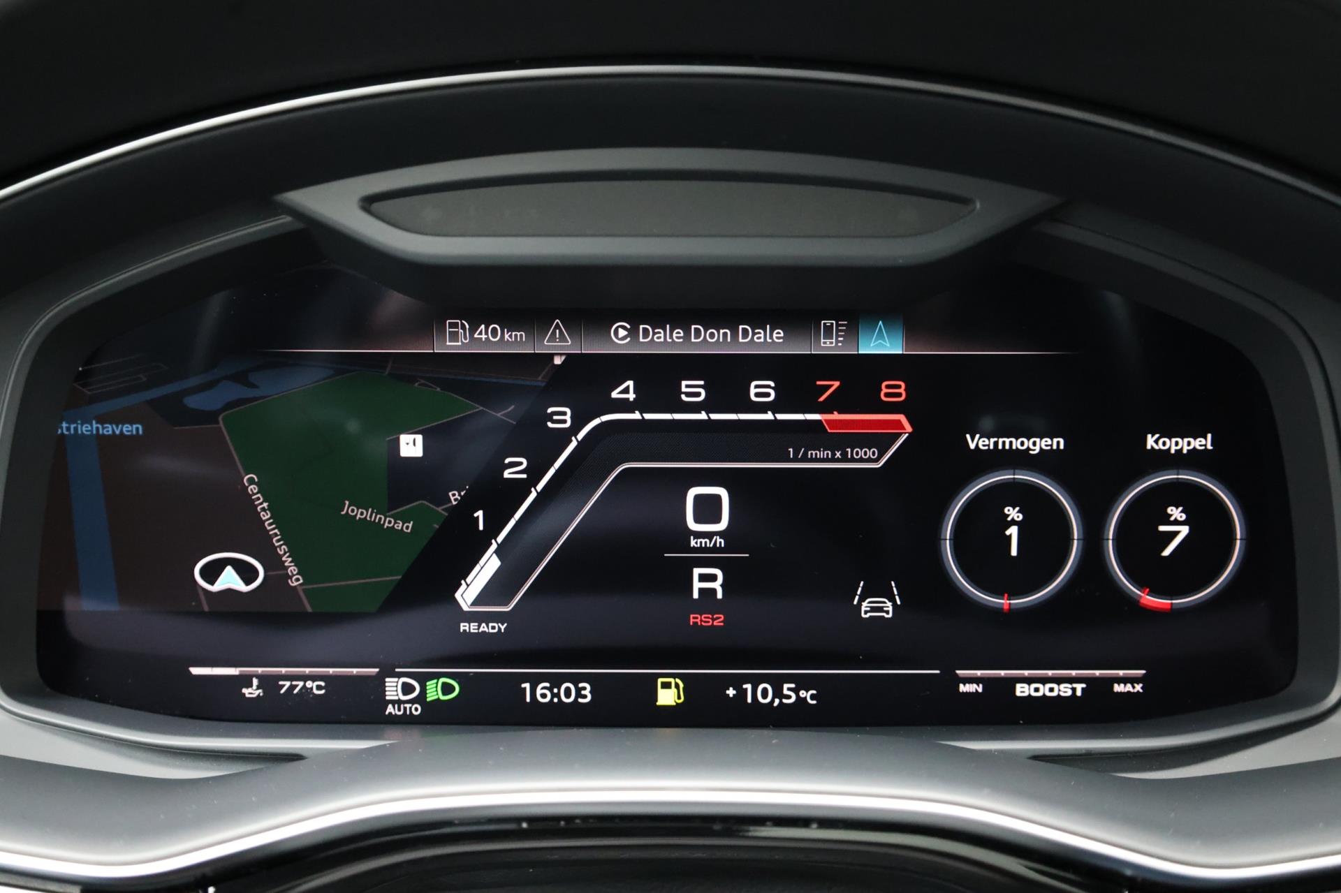 audi-rsq8-image8.jpg