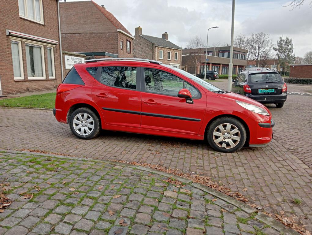 peugeot-207-image4.jpg