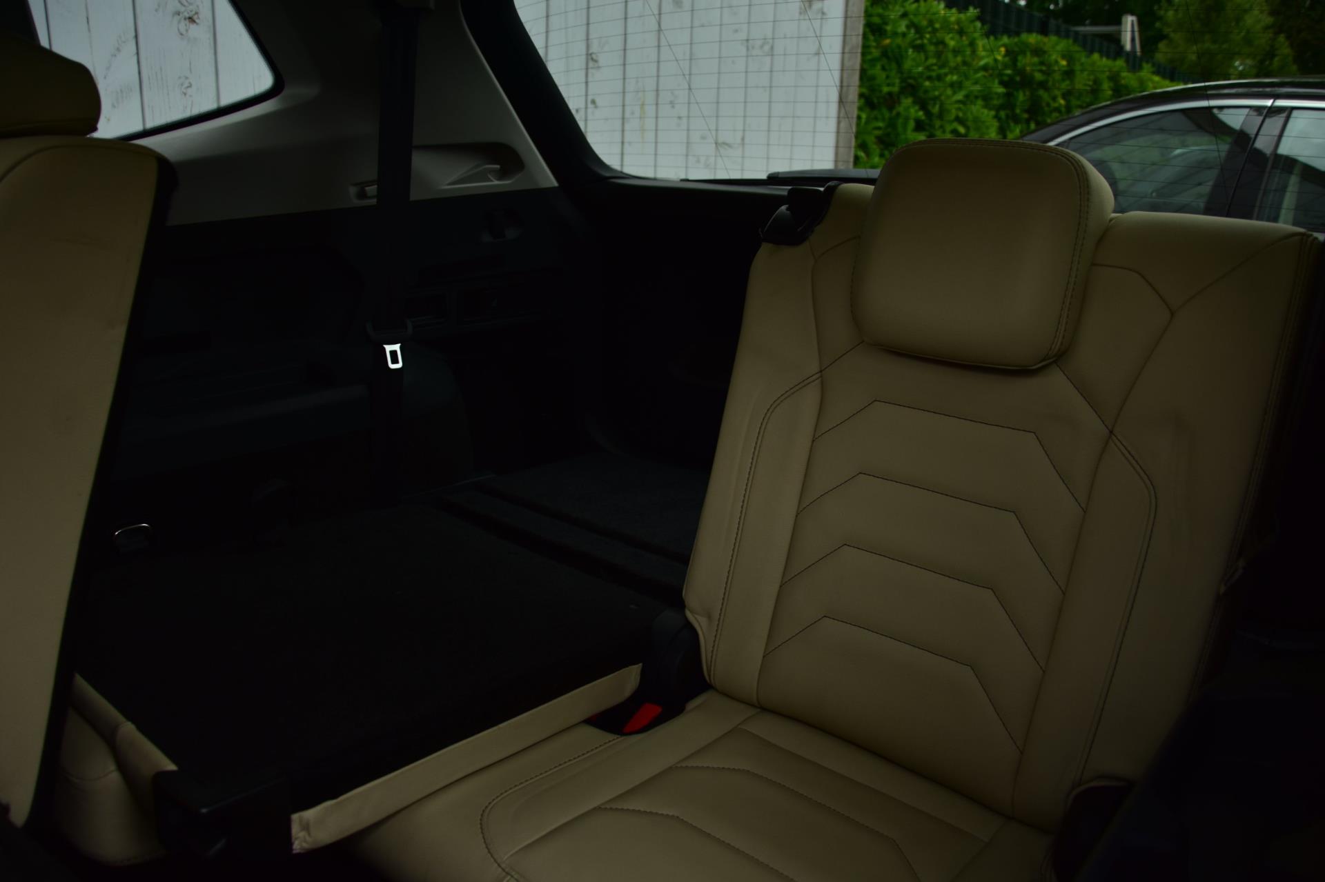 volkswagen-tiguan-allspace-image7.jpg