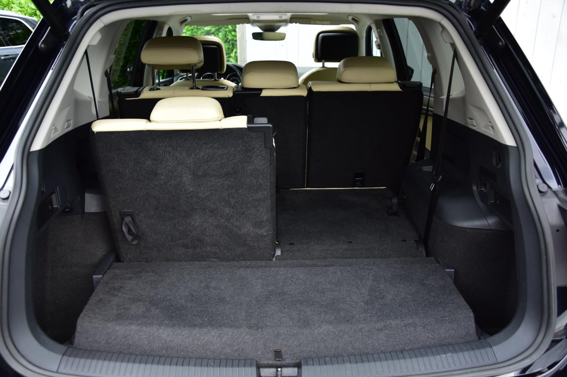 volkswagen-tiguan-allspace-image8.jpg