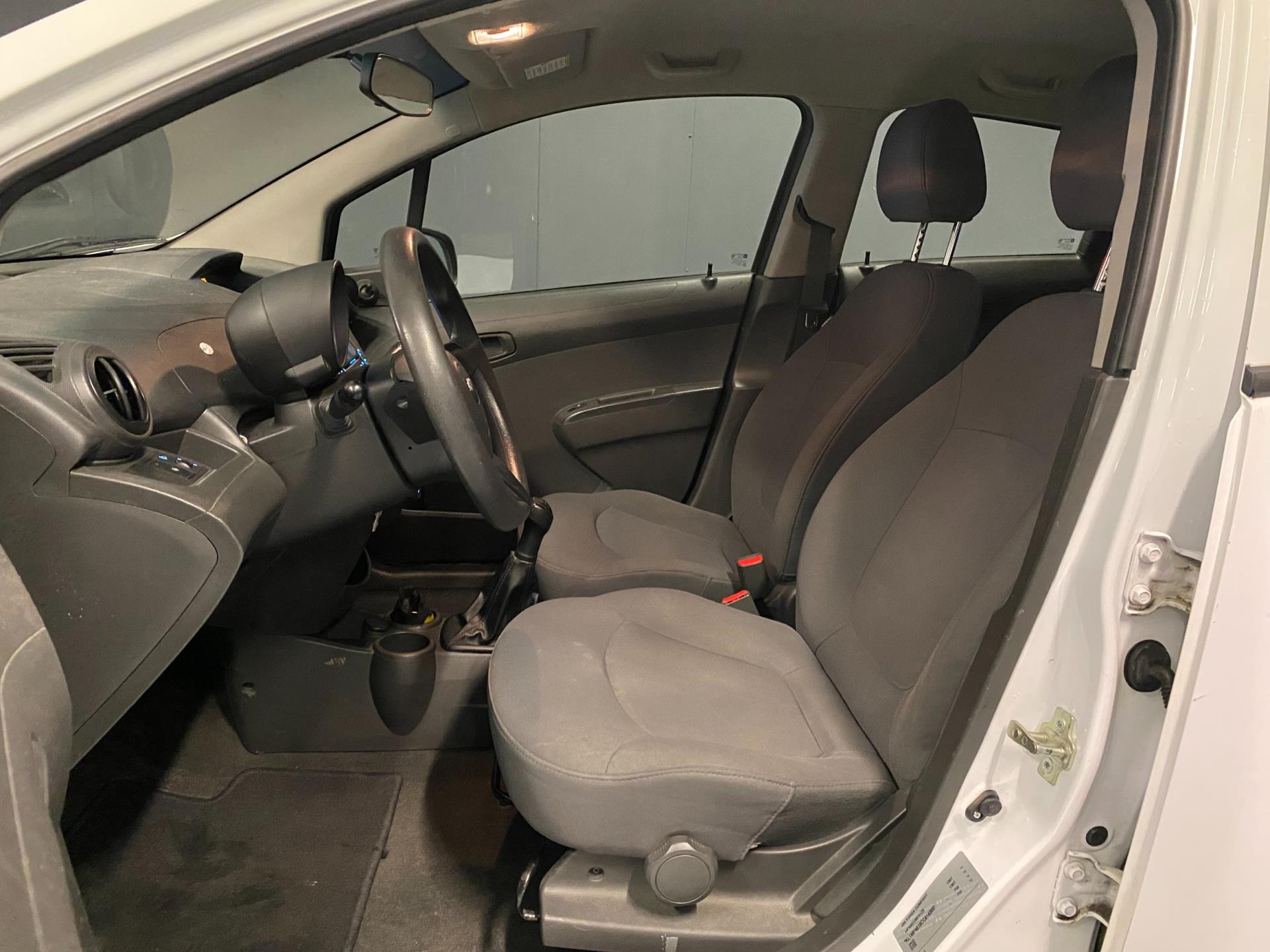 chevrolet-spark-image3.jpg