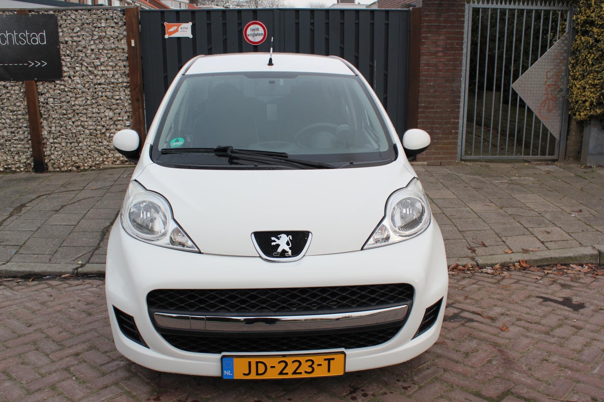 peugeot-107-image2.jpg
