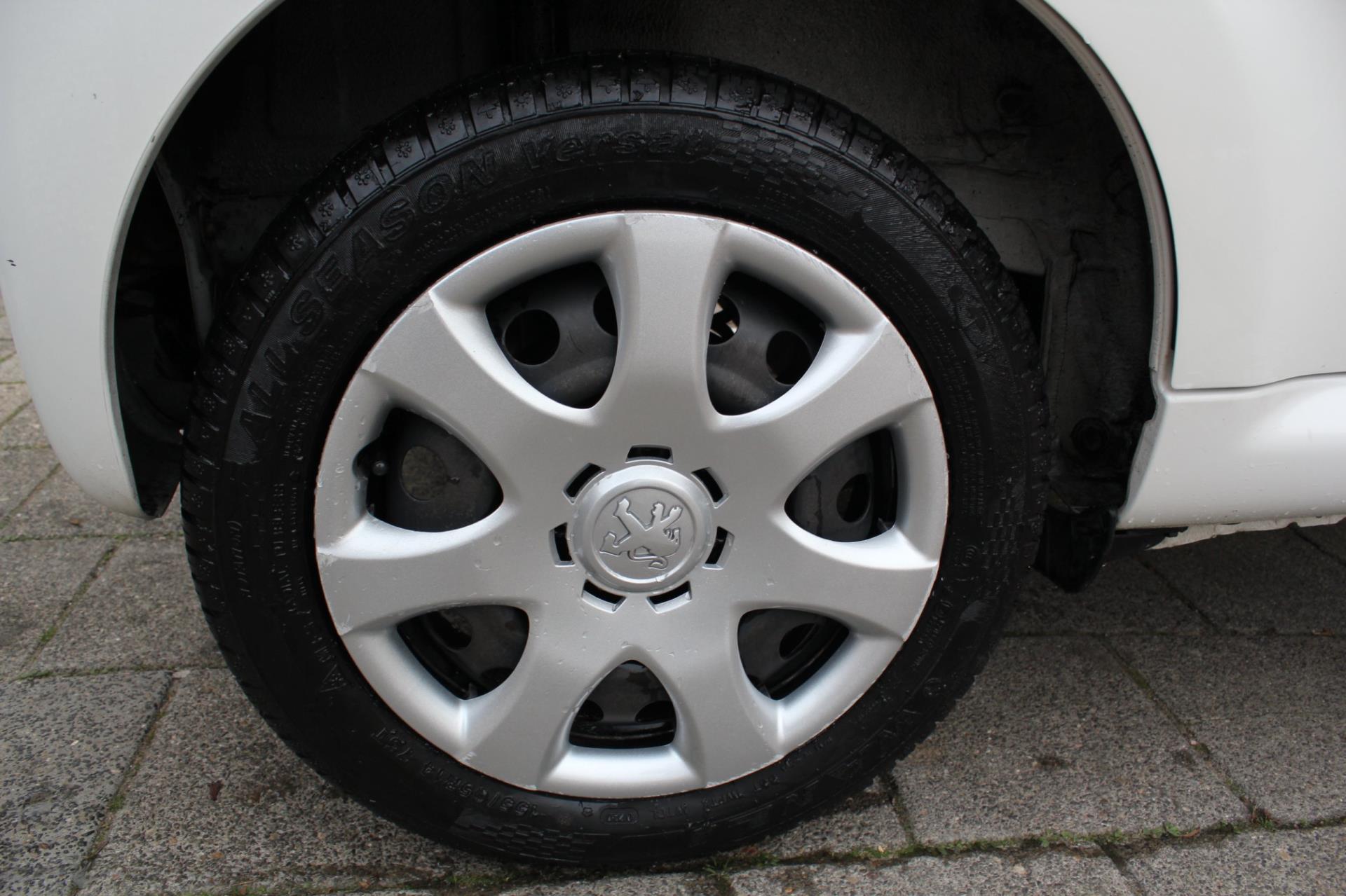 peugeot-107-image7.jpg