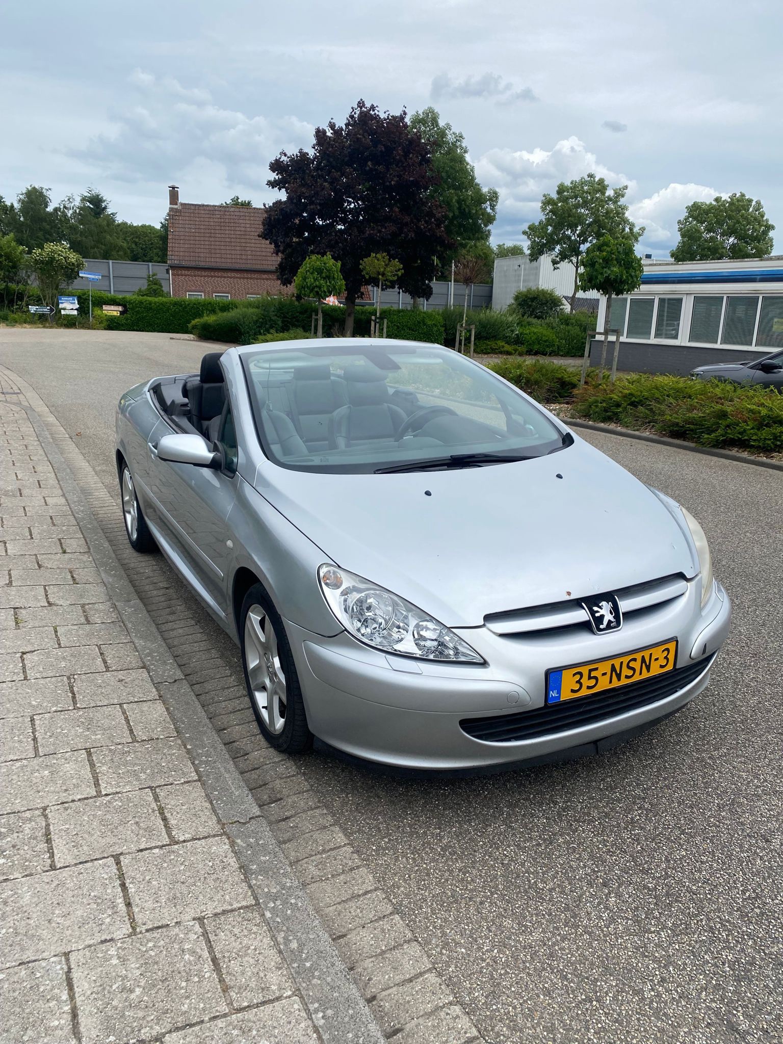 peugeot-307-image2.jpg