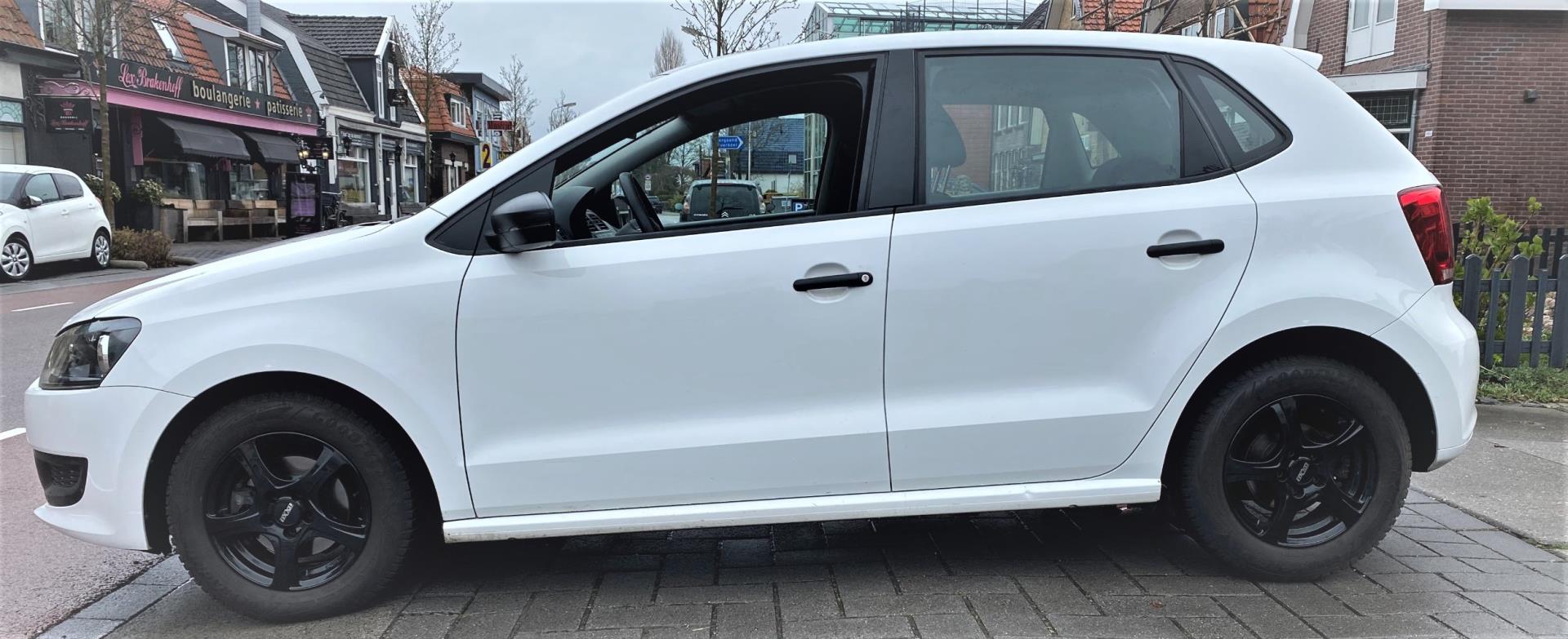 volkswagen-polo-image2.jpg
