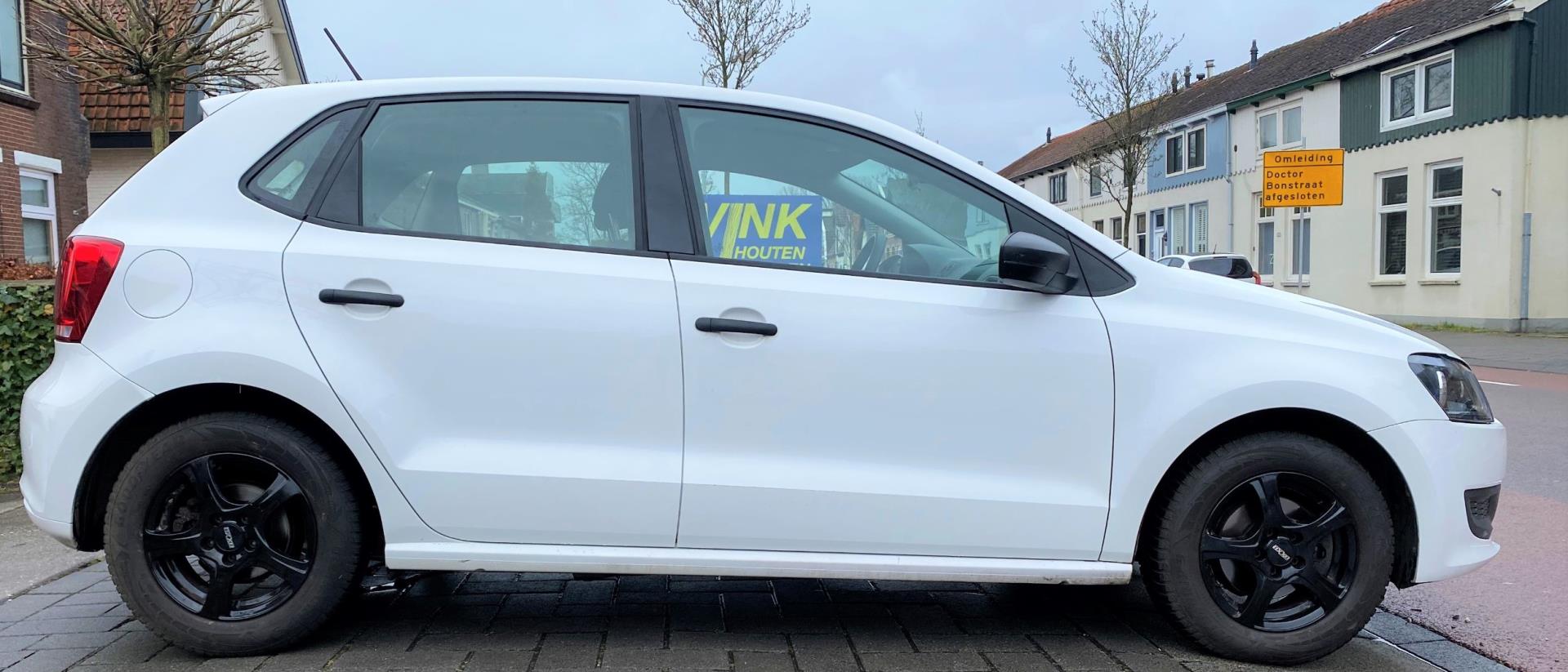 volkswagen-polo-image6.jpg